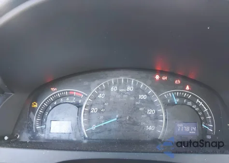 2014 Toyota Camry Le z USA, uszkodzony, nr VIN 4T1BF1FK1EU454680